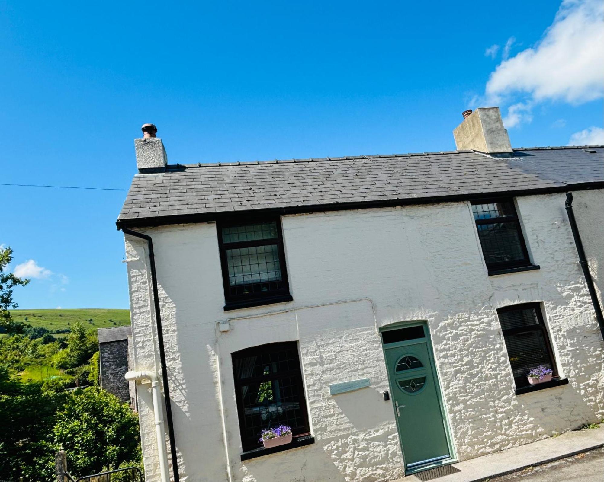 Glan-Yr-Afon Cottage Two Bedrooms Sennybridge المظهر الخارجي الصورة